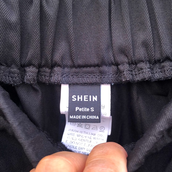 NEW LISTING! Shein Parachute Cargo Pants - Picture 2 of 8